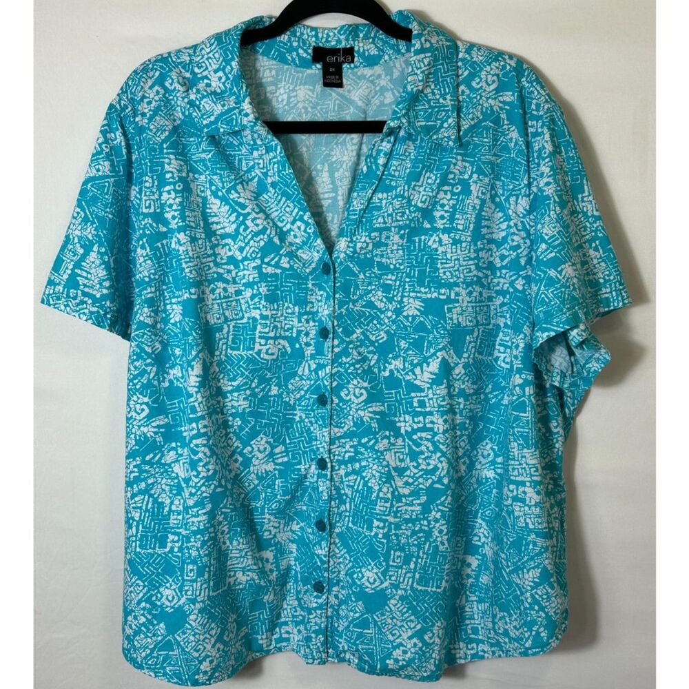 Erika Women's Plus Size 2X V-Neck Button Down Short Sleeve Geometric Print